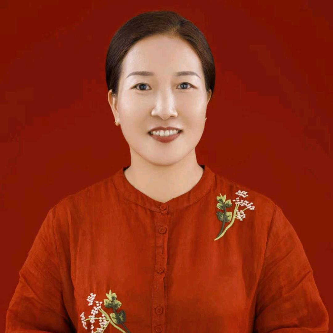 阳光大姐（每天凌晨5：10开播）