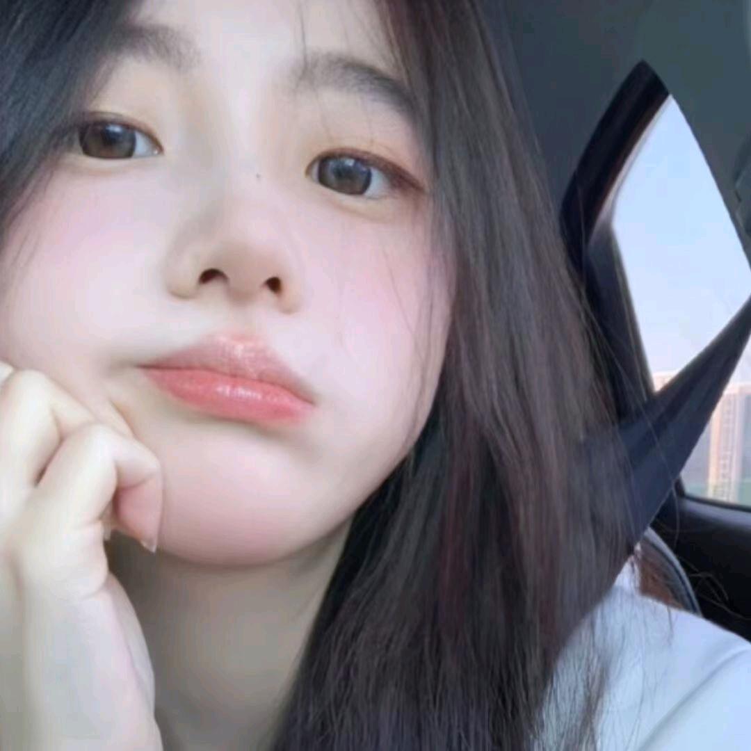 聪聪(๑><๑）