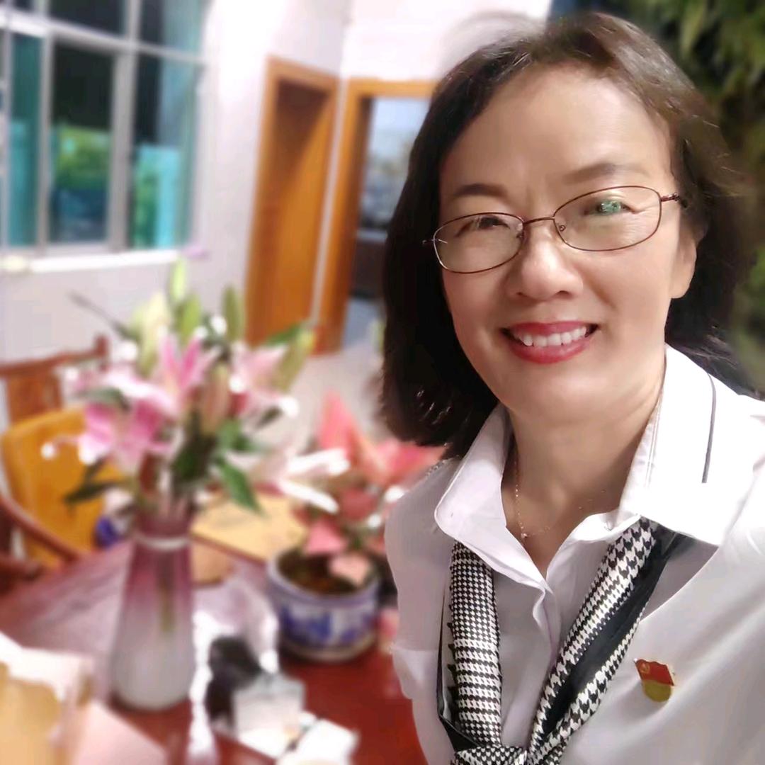 云南茶周首敏