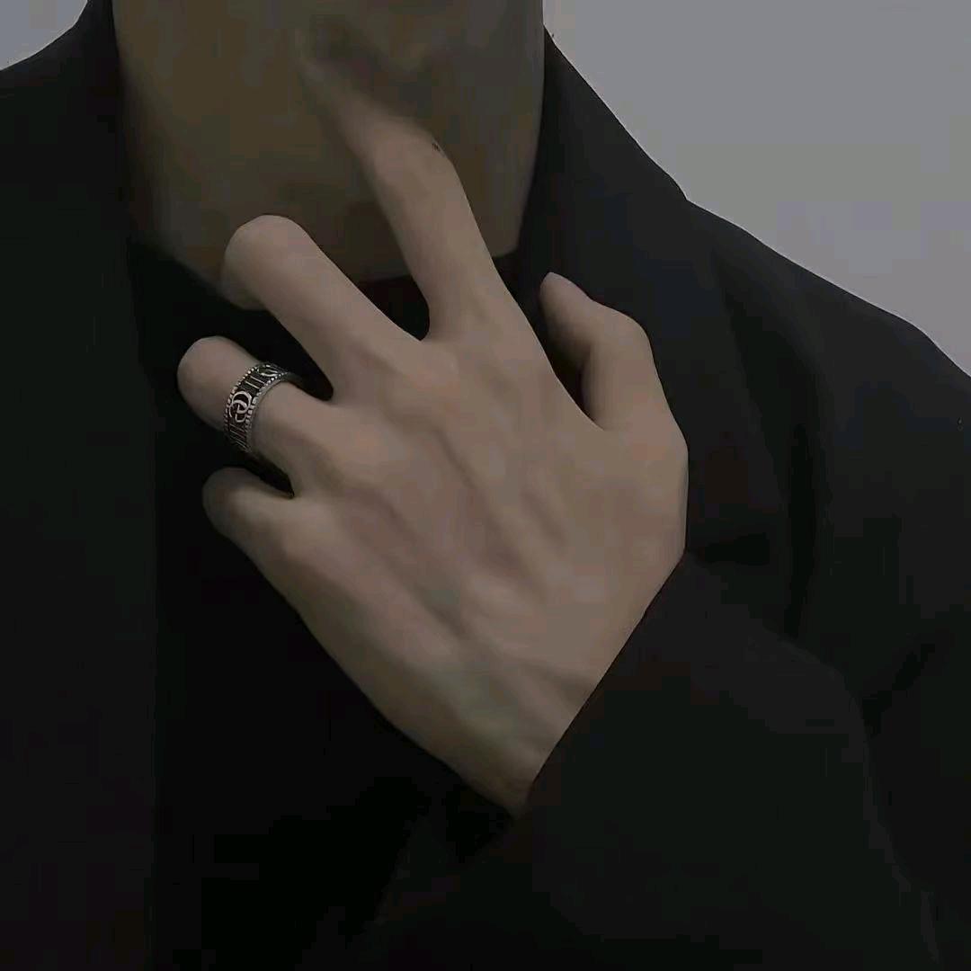 故事的开头总是极具温柔