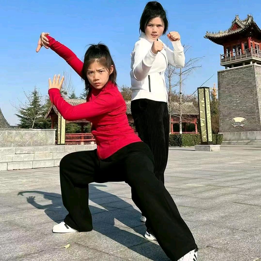 阿敏（三人行）