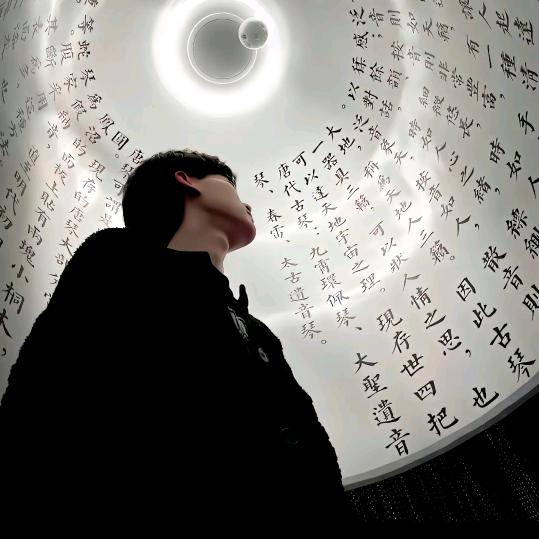 发呆的小绵羊🍀