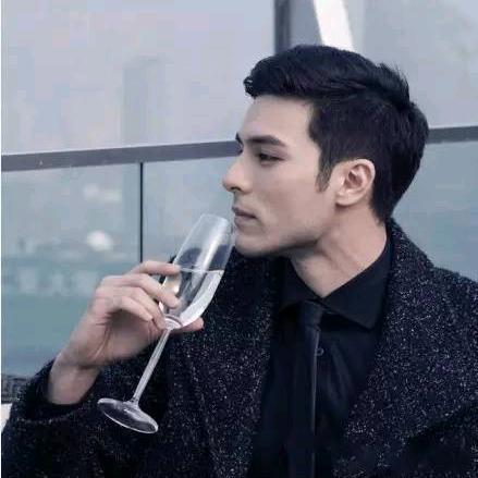 🍊华丽起舞の昕仔