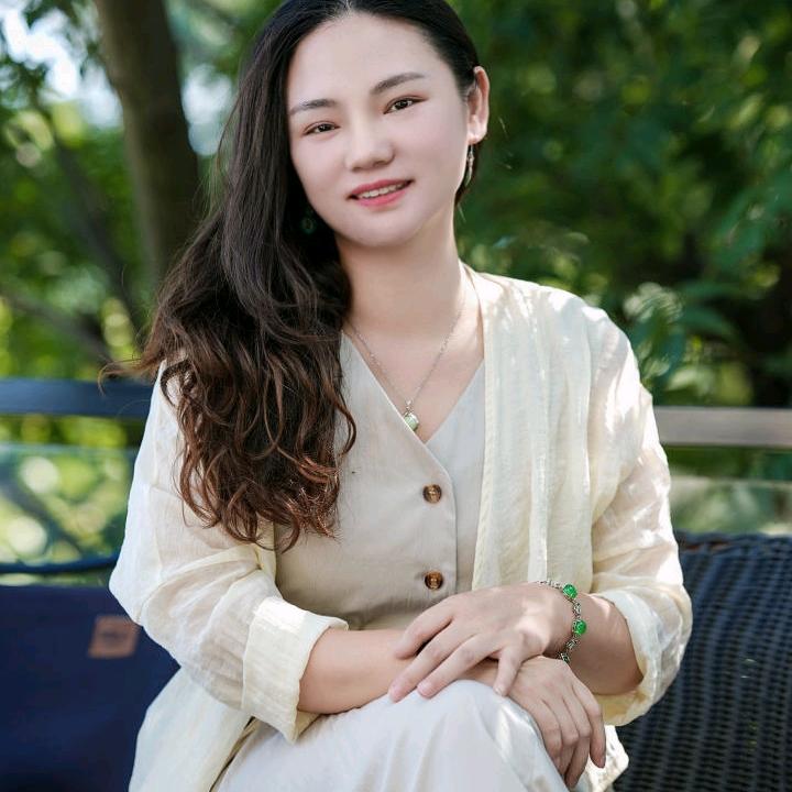 周霞·见心明性