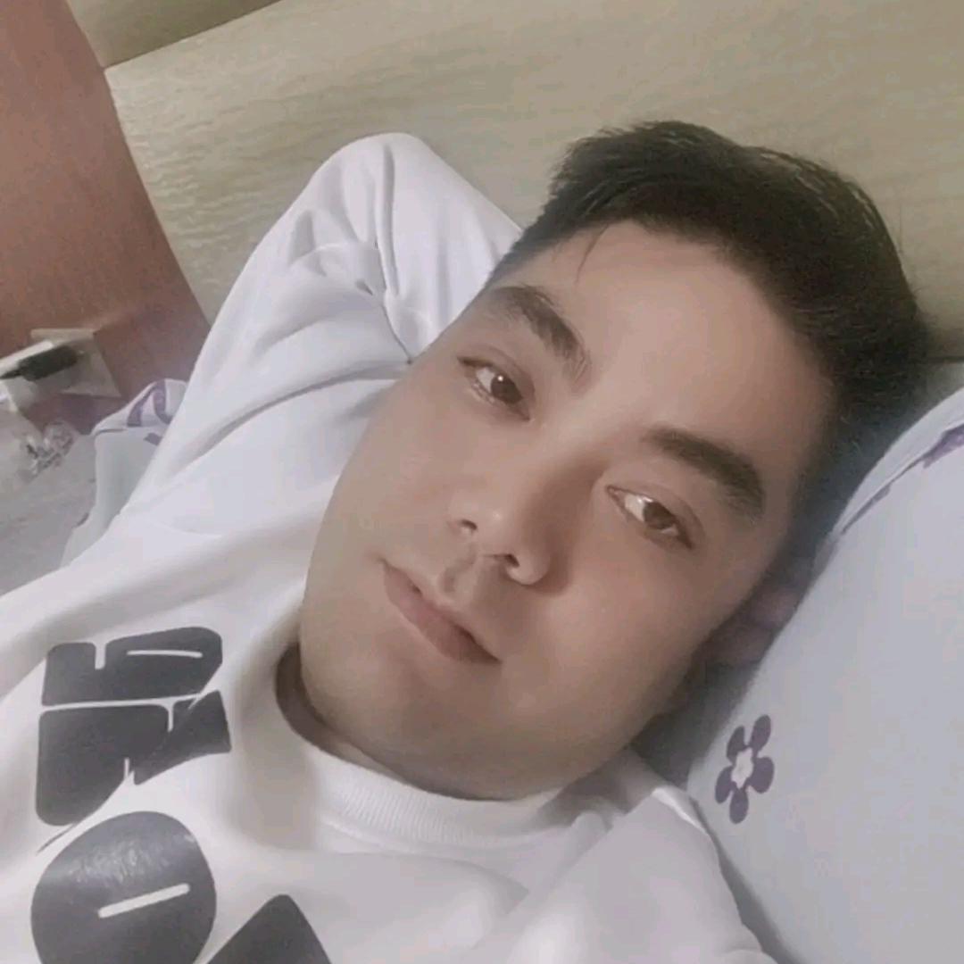 小伍哥