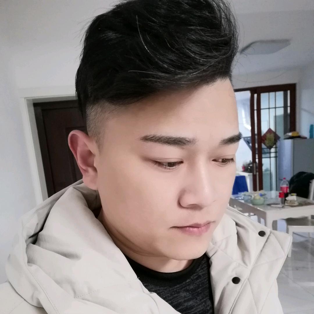 李、先生  🇨🇳
