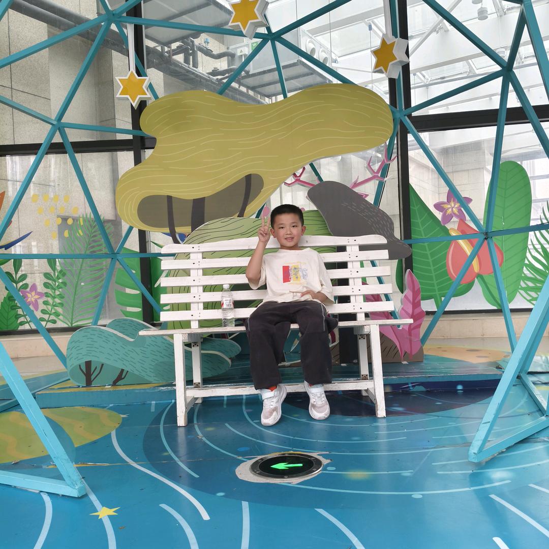 洋洋 M