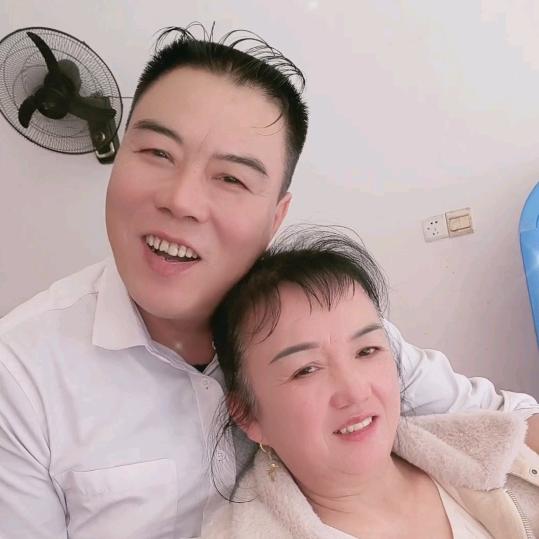 黄支书