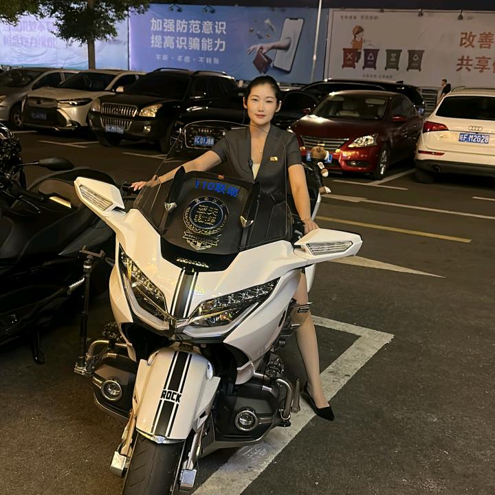 彩姐
