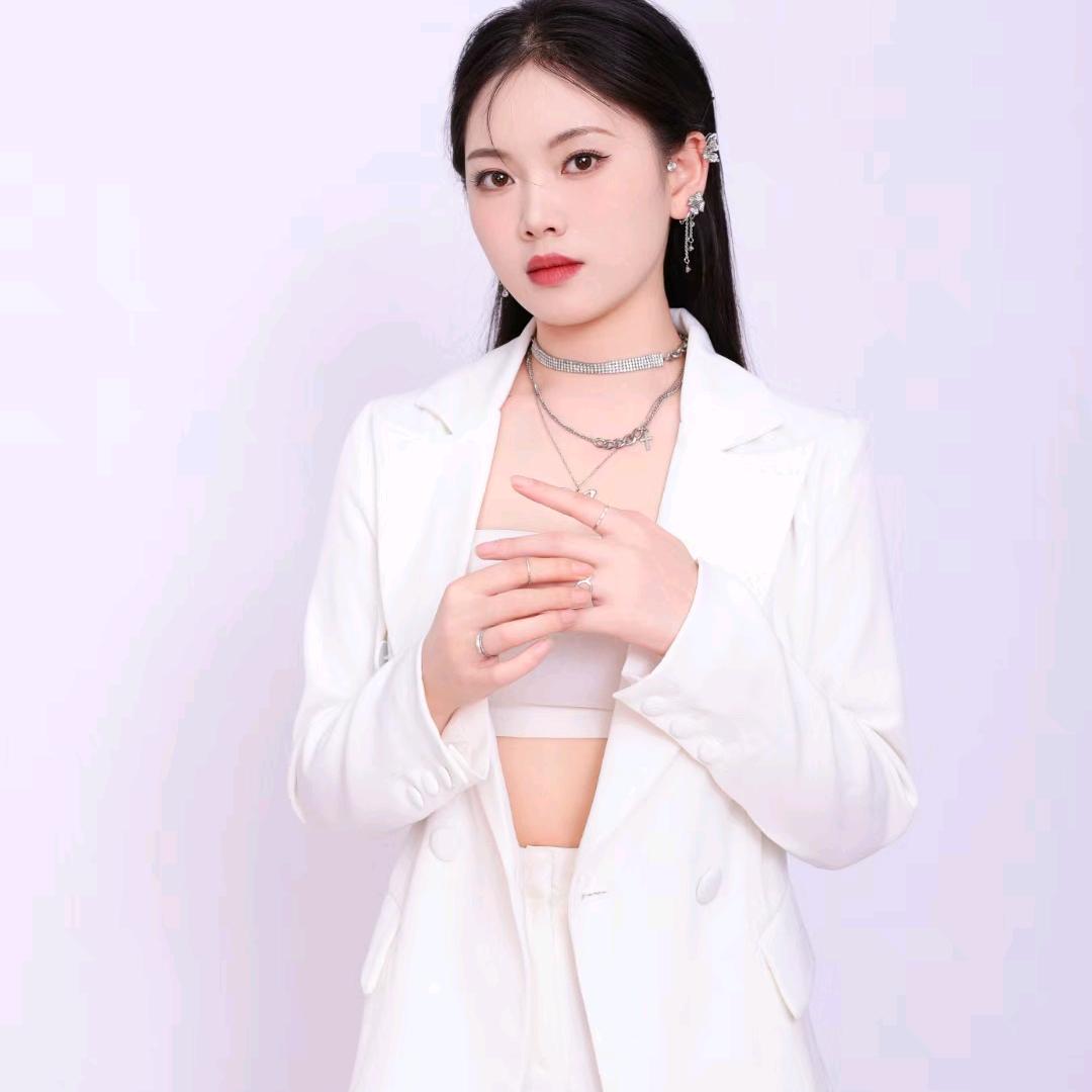 阿朱（抖音唯一小号）