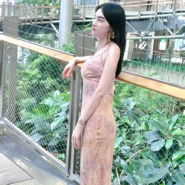 ⁽⁽ଘ(๑ 容妹妹学钓鱼)ଓ⁾⁾