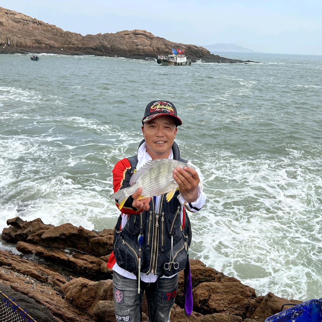 钓鱼佬🎣乌鸦