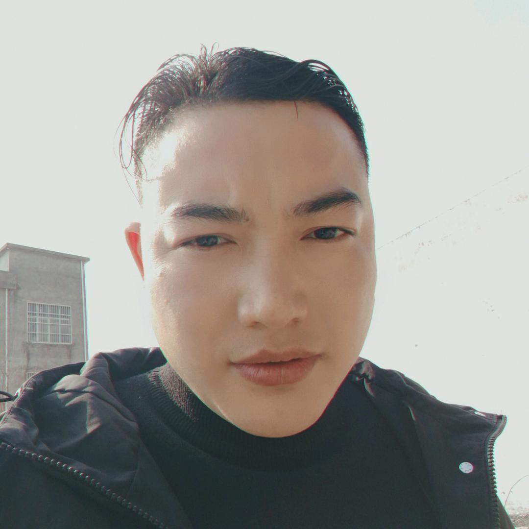 尹成岗