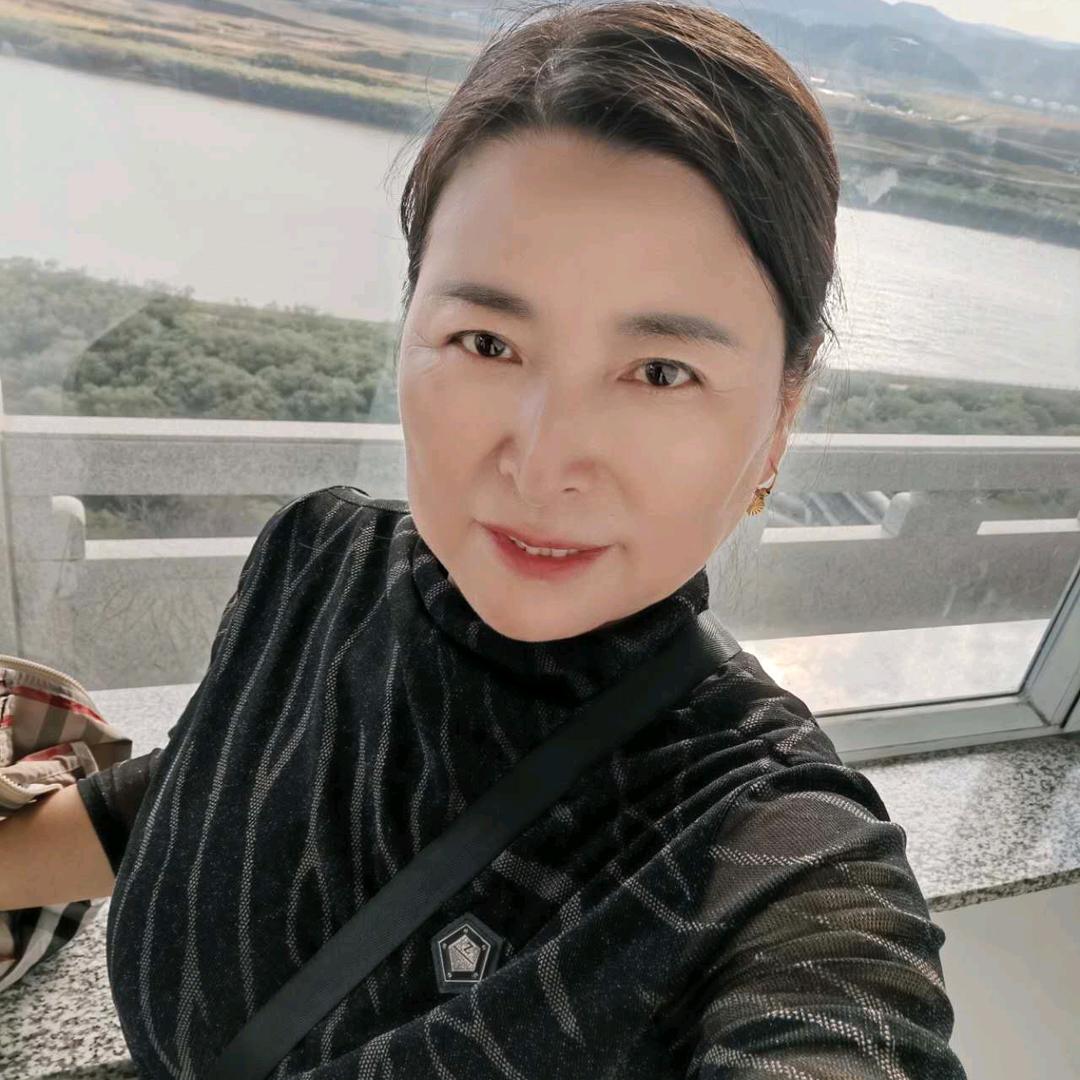 华姐早8点50