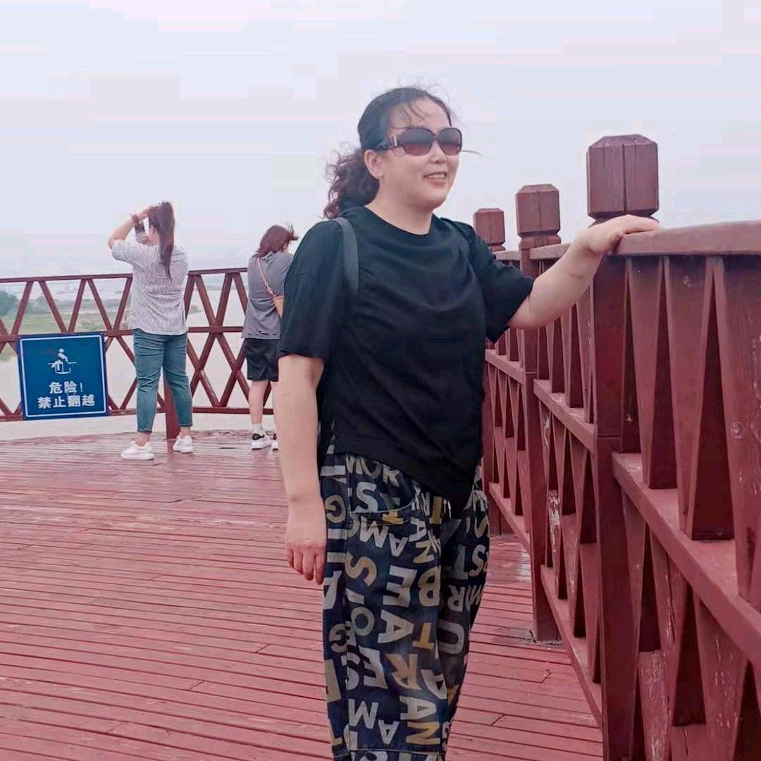 亨，迪.🐶🐷🍀🌻