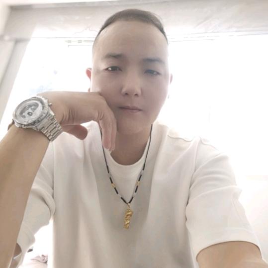 消失的她