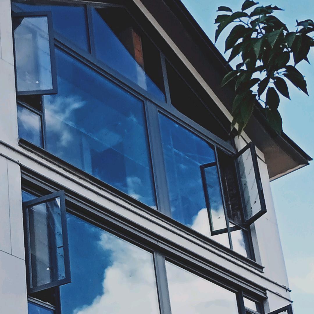 临安奉达门窗人~锋哥