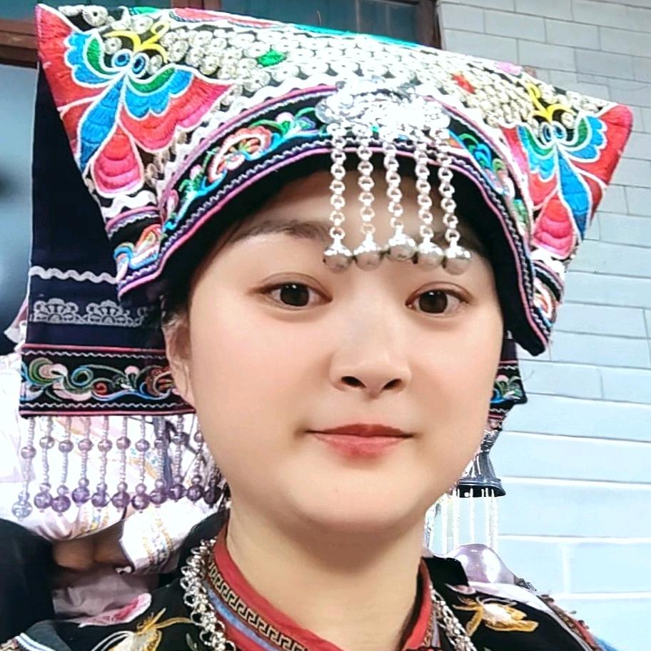 贵州旅游美食小鱼儿