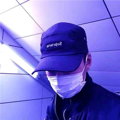 梁健