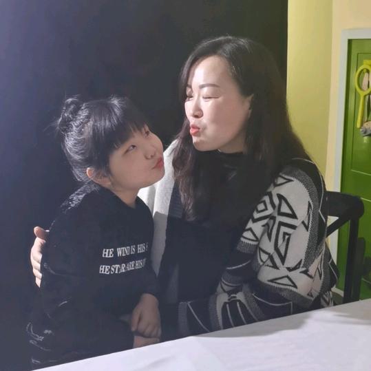 吕大薇的幸福生活