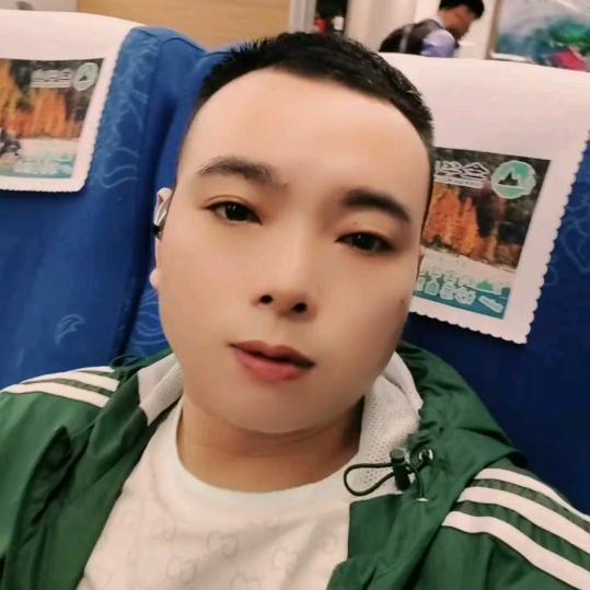 亮仔🇨🇳