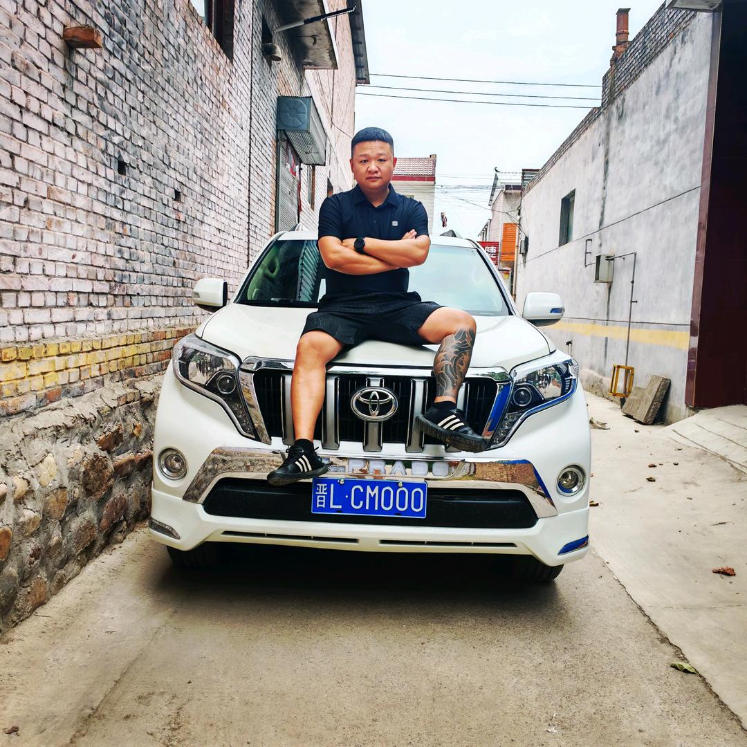 专业车队  婚庆  霸道婚车