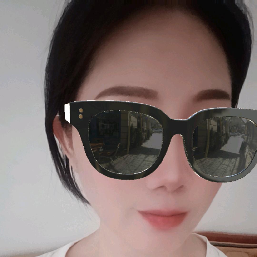 蝴蝶🦋梦巜拒私聊否则拉黑〉》