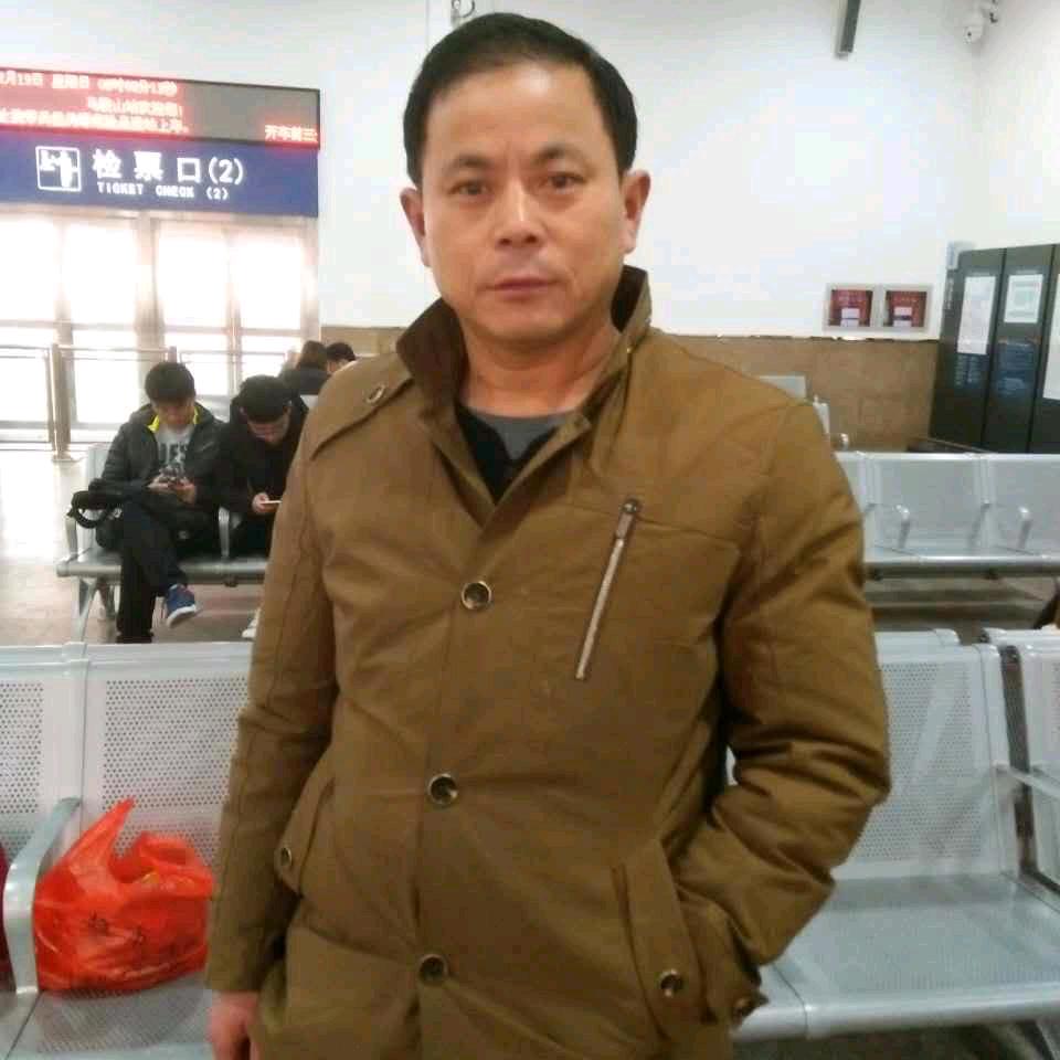 不问年龄开心就好