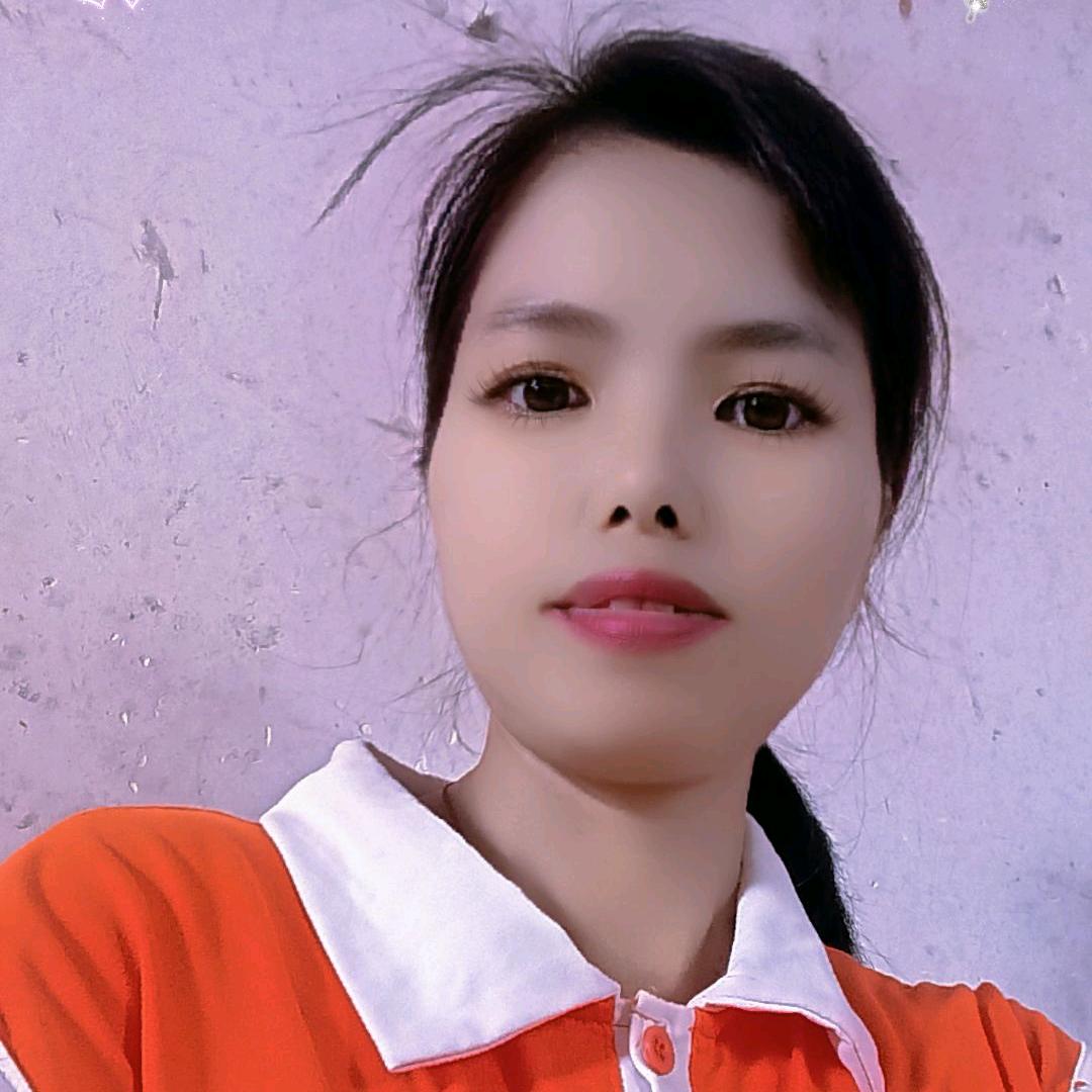 三妹🎤开直播挣生活费不定时开直播