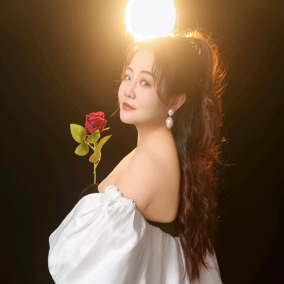 本菇娘不缺妮