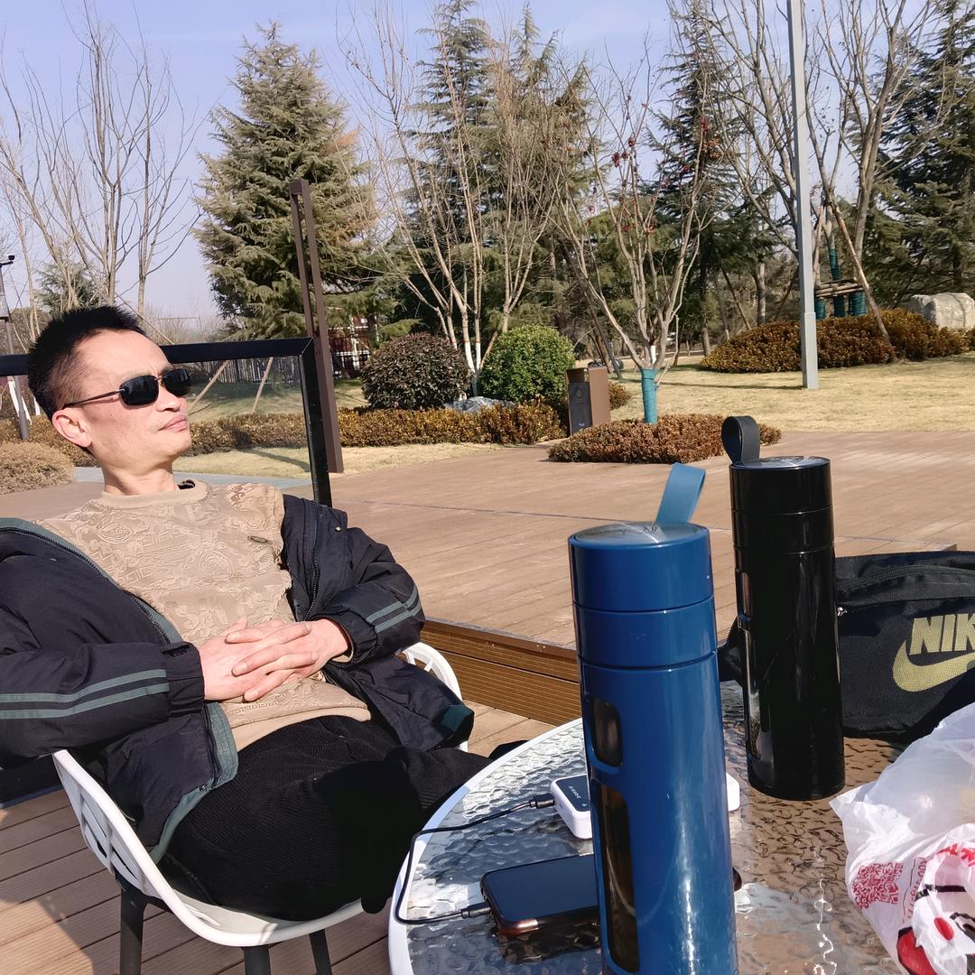 坚强70后！暢（๑✧∀✧๑）☀