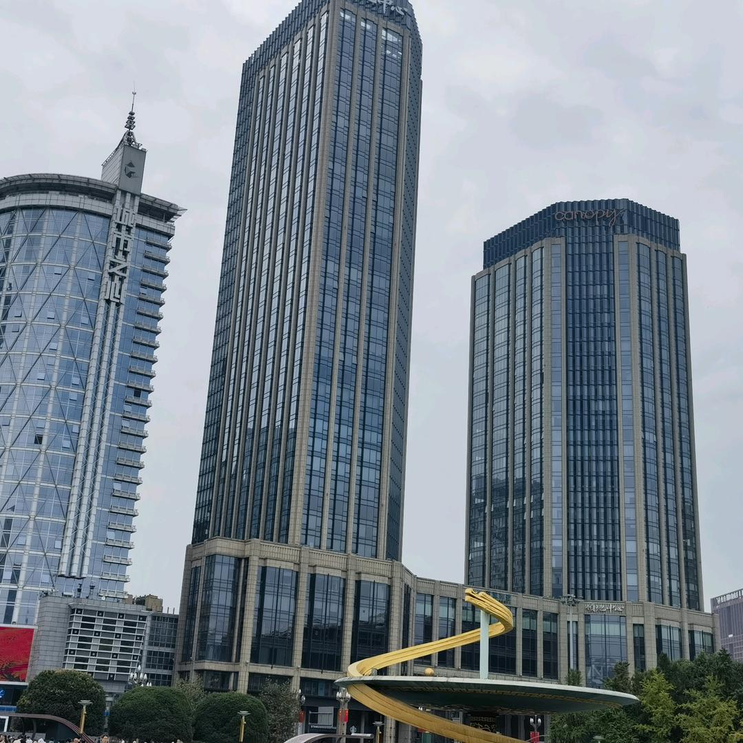 阿妈次仁洛嘉