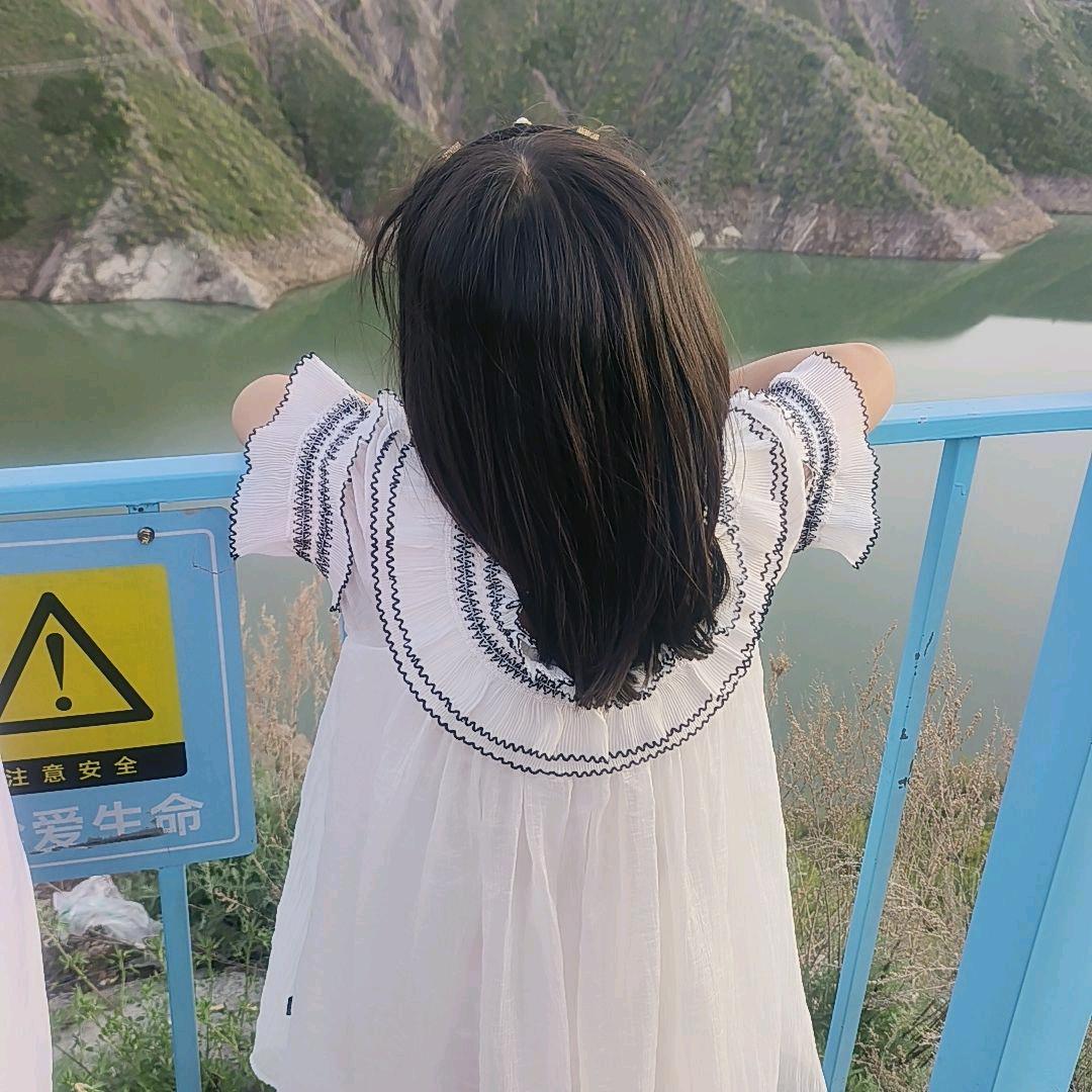Ai 🥰女王陛下