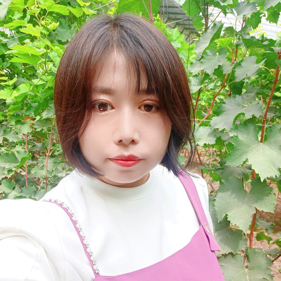 草莓🍓大姑姐
