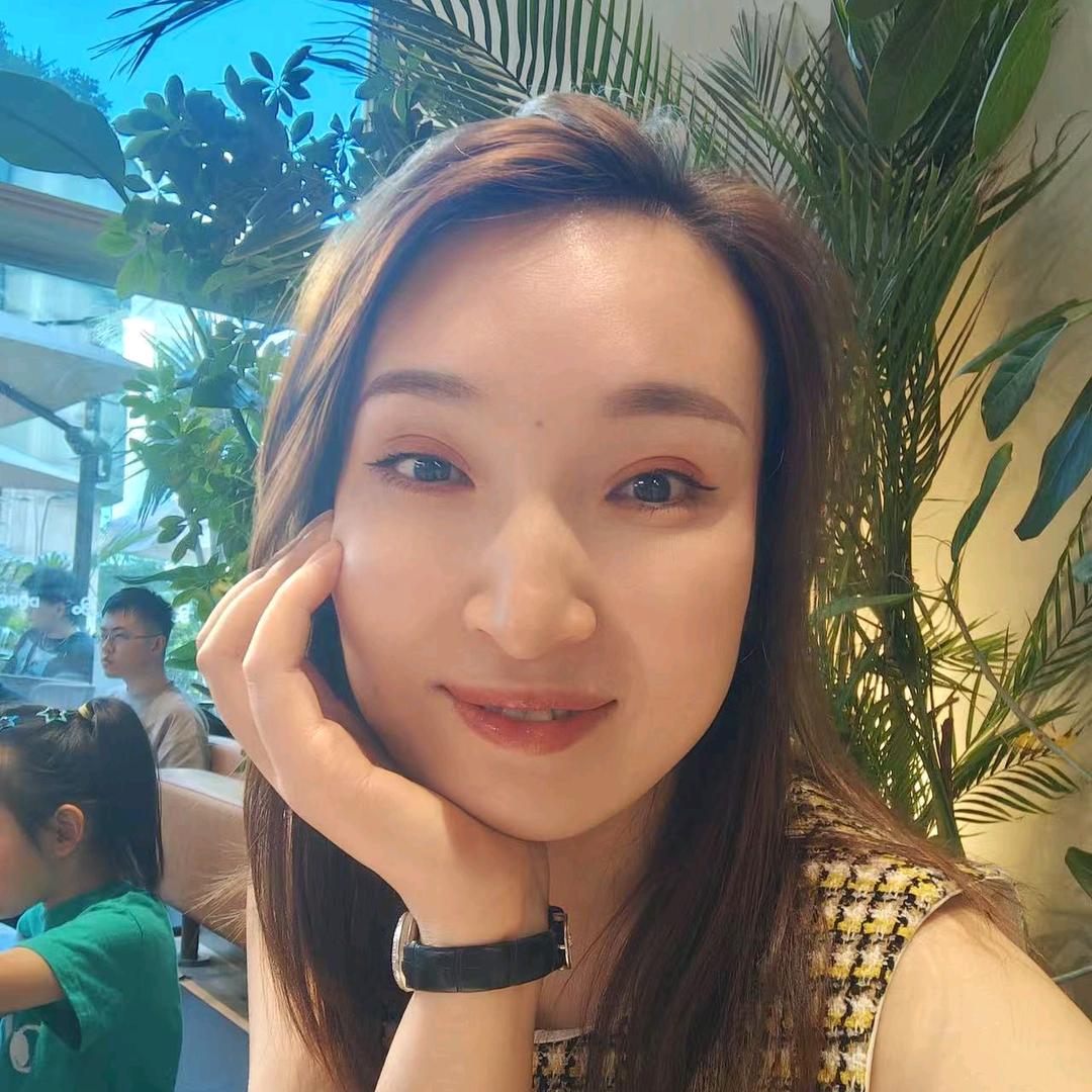 张钥雯