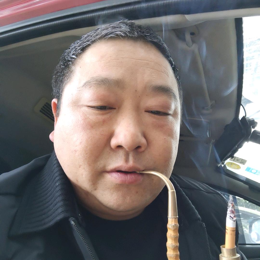 【段益】