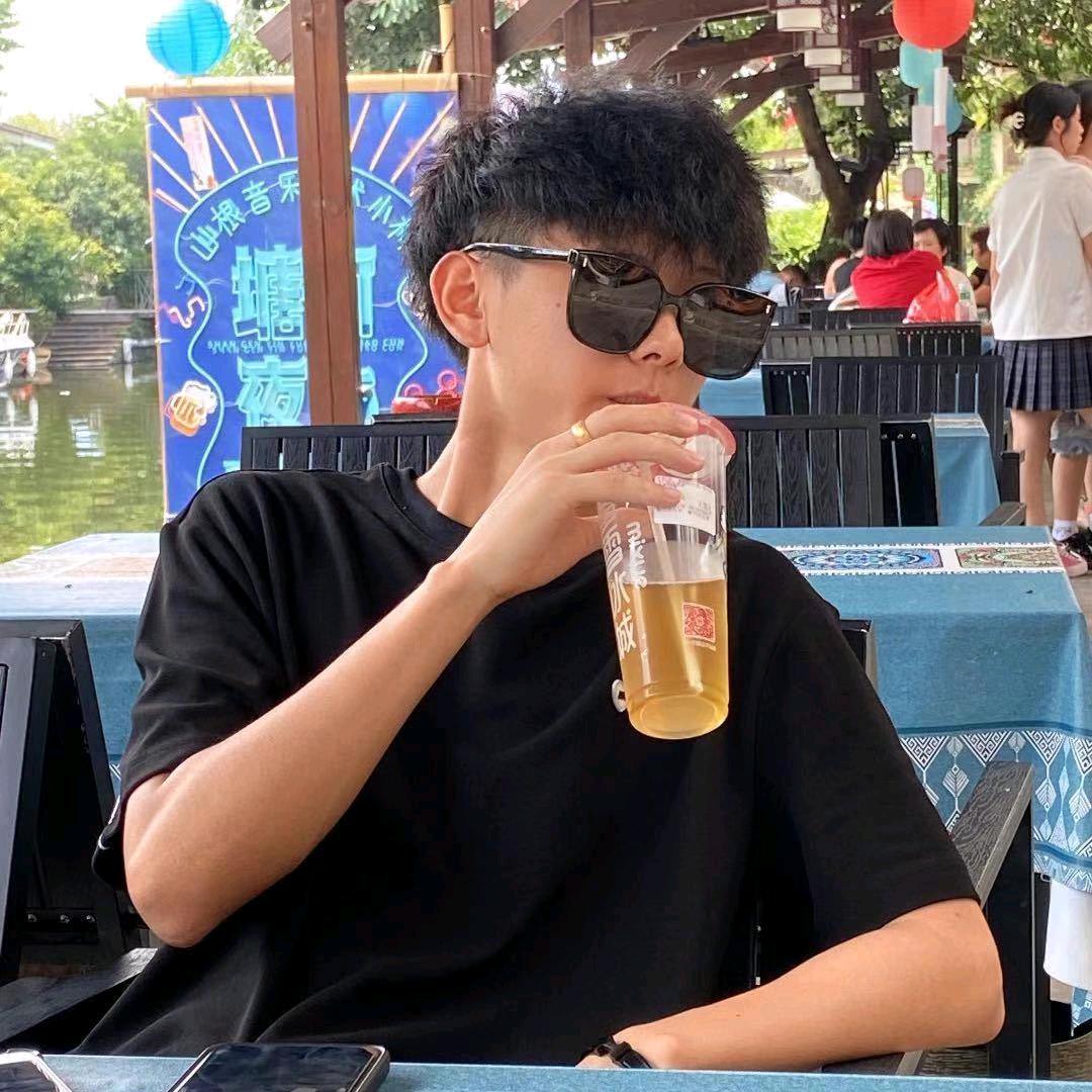 笑笑小跟班