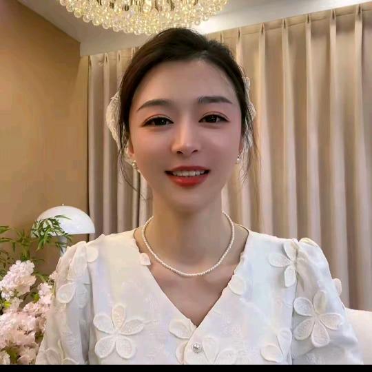 乔儿-精选女装穿搭