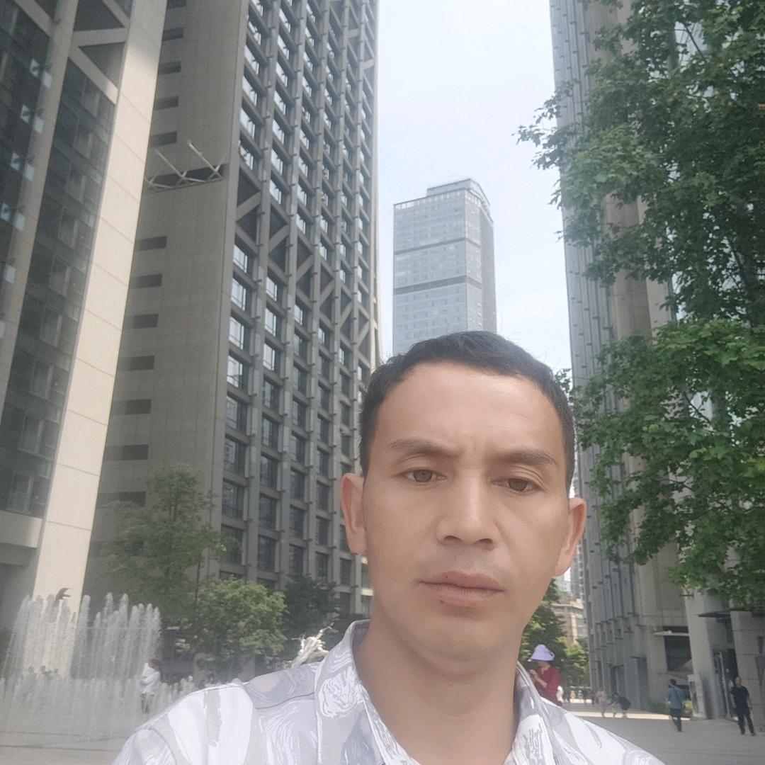 李世荣