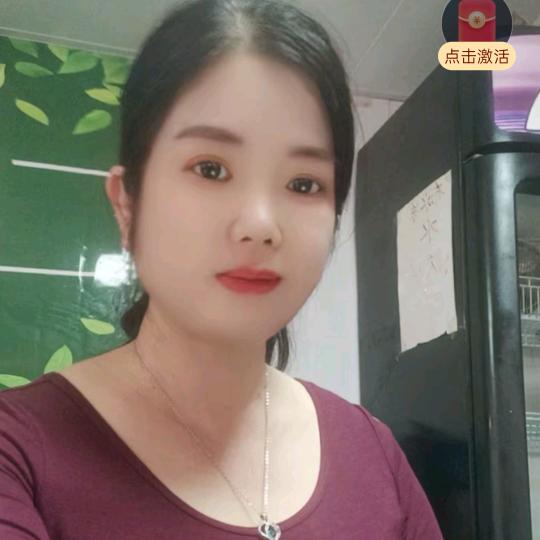 何 依首播