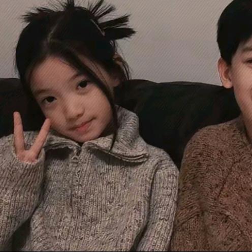 二战老兵夜袭烧烤摊偶遇初恋后发现初恋是给