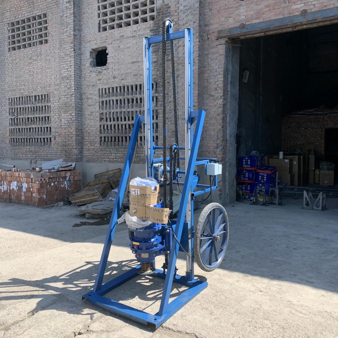 山地小蜜蜂光伏打孔钻桩机