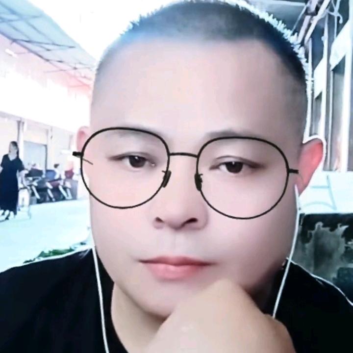 白龙哥🎤