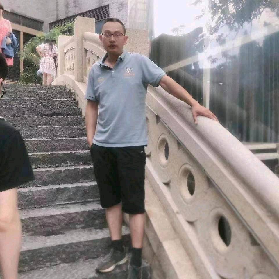 水中的鱼