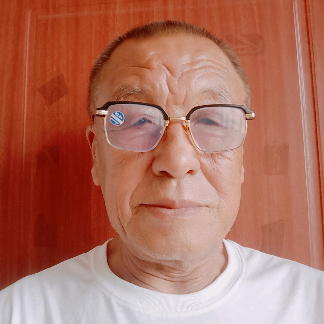 睿智老人
