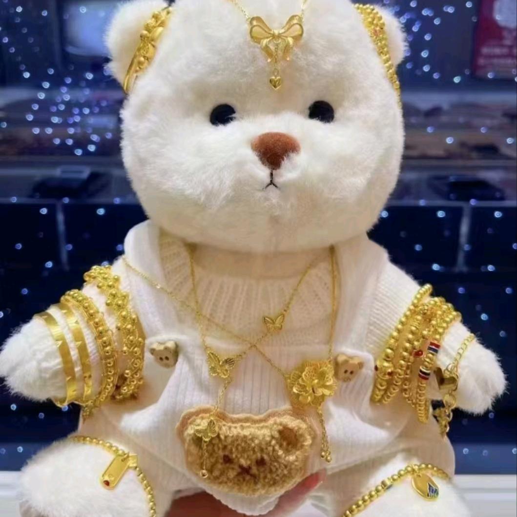 卖珠宝的小姐姐