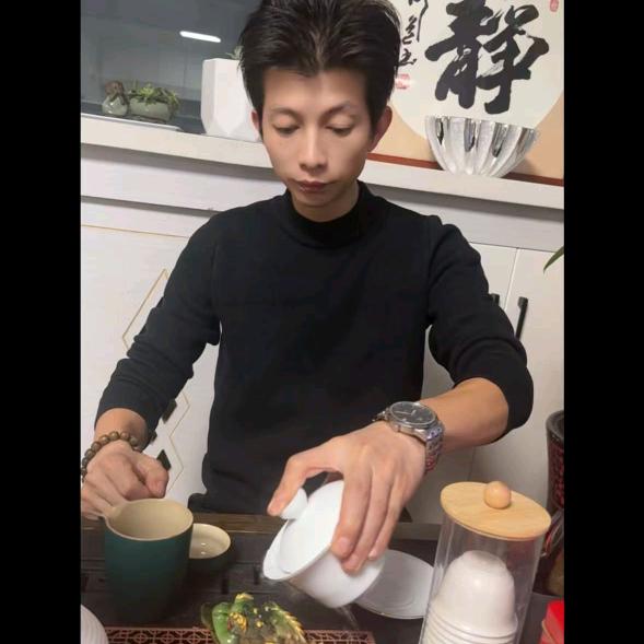 石河子市滕王阁装饰装修店