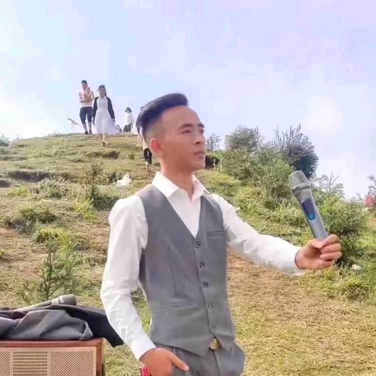 山歌小李云