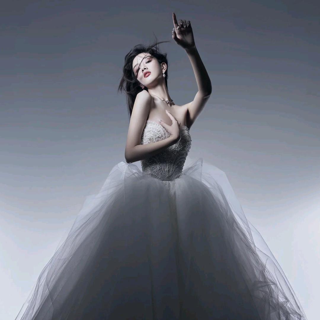 依沐婚纱摄影店