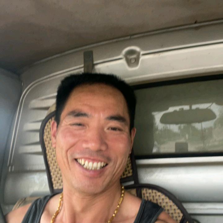 超级鸡王！何！